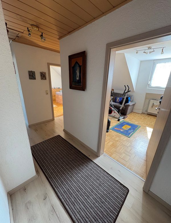 Flur und Kinderzimmer