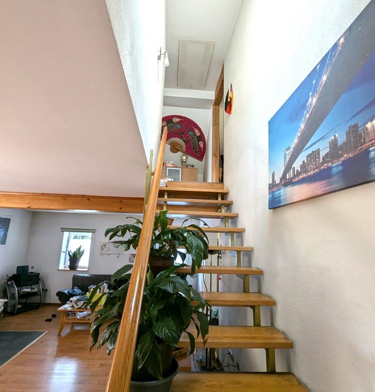 Treppe ins OG